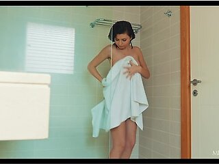 Clear Joy - Flaca