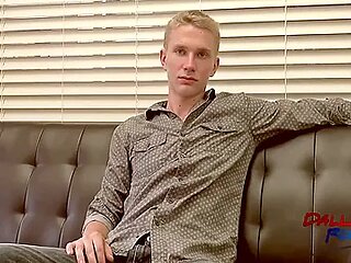 Str8 Justin Gets It Raw - Justin Raw