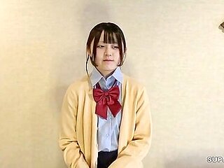 Sora (18) 164cm, 49kg Sexy, Sensitive Body, The More She Flowers, The More She Twitched, And She Felt It In Her First Anal