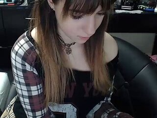 Amateur asian cocksucker teen