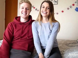 Amateur Couple Jamie & Nico Fuck Hard in Doggystyle & Missionary - Homemade Porn