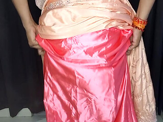 Stepmom looking so hot this saree and ass size