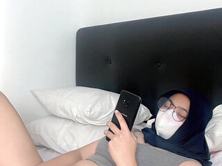 A Beautiful Girl Who Looks Like A Dildo, A Dildo