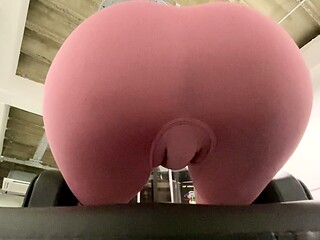 Amateur solo jock jerks his throbbing cock