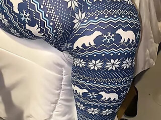Compilation of Melove's Delicious Butt in tight Pants