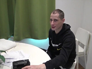 The twink Blaize fucked raw by James Benett