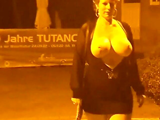 Tits Show at the Chinese