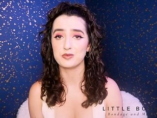 Amateur webcam babe dildo masturbation