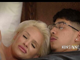 StepMom Seduces StepSon With Morning Cuddle Sex - Charli Phoenix & Diego Perez