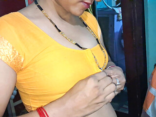 Indian Kavya Bhabhi Changing Cloth Front of Boyfriend