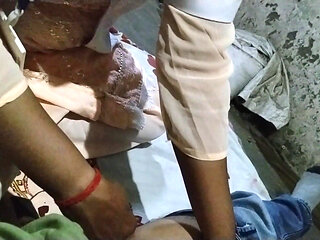 Sexy doctor ki jamkar judai kiya patient ne
