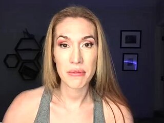 LinaBlackly - Girlfriends Hair Cutting Fetish