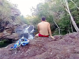 I stroked my dick near the waterfalls in Minas Gerais