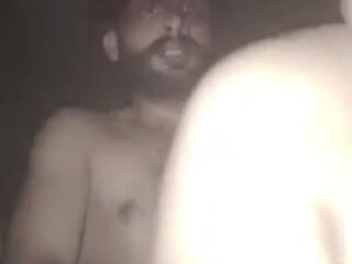 Pakistani MMS Of Influencer Umairi Romped By Paramour