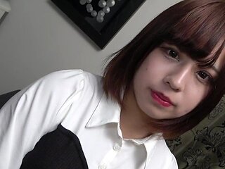 Randy wooer's small boobs clip