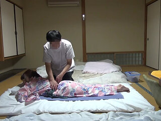 Reverse pick-up and a hot spring trip with creampies! 3