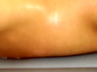 She knows how to make him relax