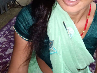 Sister-in-law has sucked the thick cock of brother-in-law and made a gori a thick ass from the brother-in-law