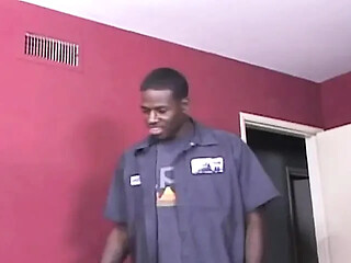 Young black slut gets banged in the doggystyle position