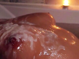 Big Tits Milf Solo Webcam Show
