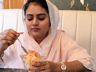 Hot Asian Girlfriend Gets Kachchi Biryani Then Fucked Hard At Home - Full Bangla Audio