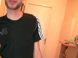 2431 The Sexy French Twink Kilian Fucked by A Scally Boy Bisexuel Discret