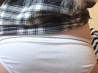 Elza Kom Ass Worship