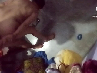Desi indian brother-in-law fed his sister-in-law a banana, had ex with her, and licked her ussy. hindi video