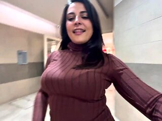 Realmalasuerte goes around and touches itself everywhere