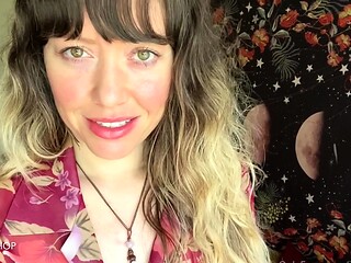 Brunette Solo Webcam Masturbation