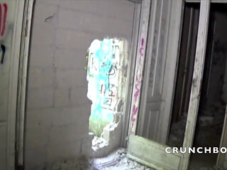 Sexy twink fucked at nihjt by young straigth Arab curious