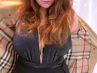 Amazing redhead solo masturbation