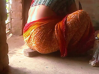 Nadan Jaiye ni Desi indian girl super audio history
