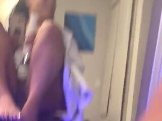 Had to bust this nut really quick! Before I go out with my friends!!