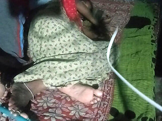 18 Year Old Indian Wife First Time Hardcore Fuck - Hot Desi Virgin Pussy