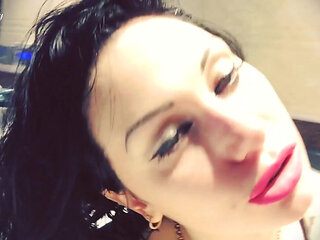 Sexy pink lips & wet hair fetish