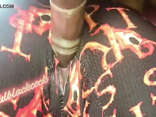 Wardrobe Stuck with Ebony Bitch