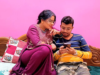 Jab Aged Teacher Ko Sara Hua Pussy Fuck Karte Hain Koi Student,, Thokta Hain Apne Big Penis Se