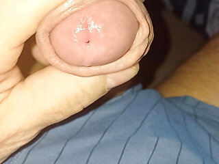 Big cumshot look at me I love it