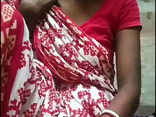 Indian wife dildo ducking her creamy pusssy
