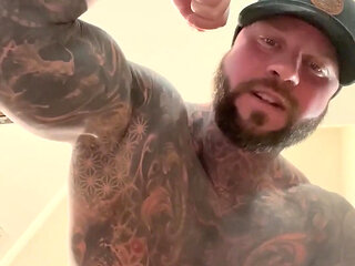 I'm your super cocky personal trainer