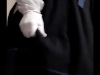 Victorian maid masturbates