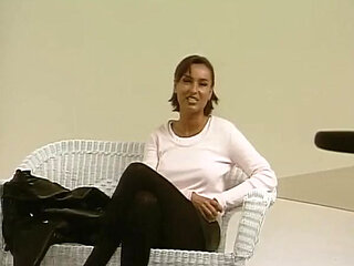 This Amateur Babe From Germany Shows Her Perfect Body on Casting