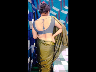 Sauteli step maa ki chudai Full hindi me darty talking full pela peli ki baat cliyar hindi audio  stepmom and stepson fuck in hi