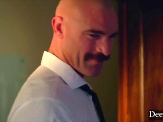 Oliver Flynn Deepthroats Cheating MILF Tommy King as Hubby Hides Lover