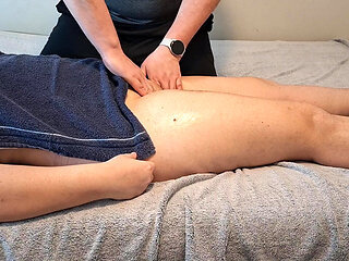 Slow, Sensual Massage That Will Melt Your Stress Away