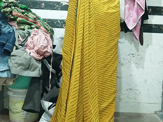 Priya Bhabi Blouse Open Show