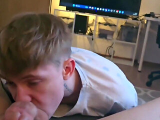 Sucked off a Classmate and Brought Him to Orgasm