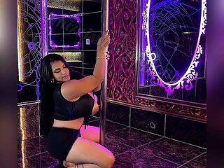 BBW White Chick Big Boobs Cam Play
