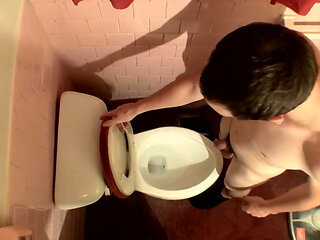 Pissing & Jacking off